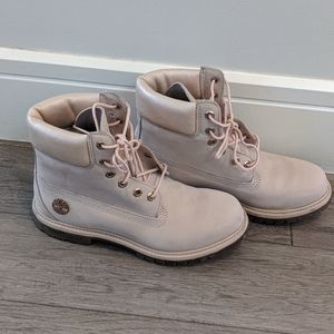 Timberland pink boots